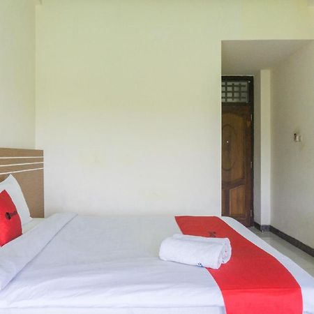 Reddoorz @ Tambolaka Sumba Hotel Lokokaki Ngoại thất bức ảnh