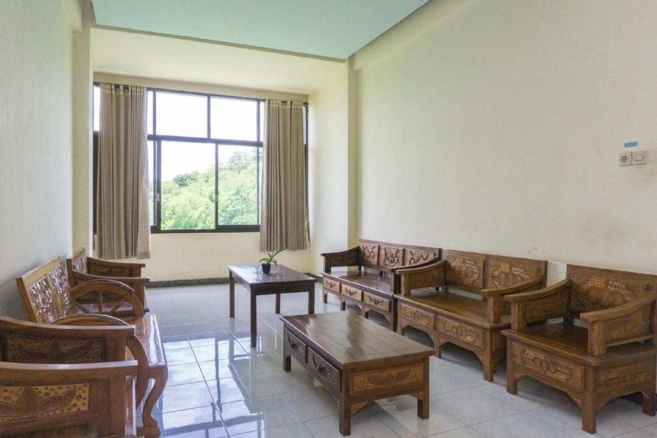 Reddoorz @ Tambolaka Sumba Hotel Lokokaki Ngoại thất bức ảnh