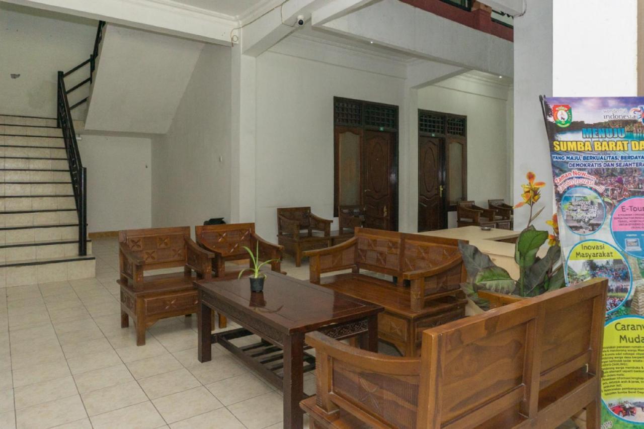 Reddoorz @ Tambolaka Sumba Hotel Lokokaki Ngoại thất bức ảnh