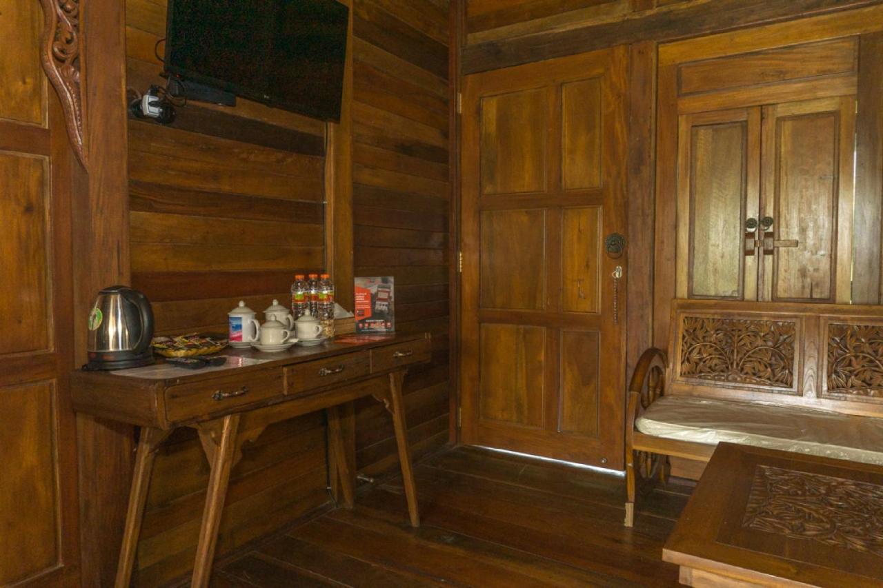 Reddoorz @ Tambolaka Sumba Hotel Lokokaki Ngoại thất bức ảnh