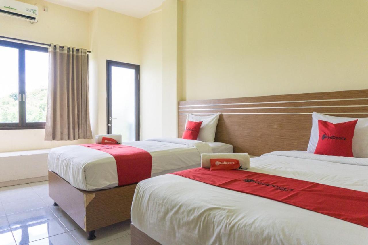 Reddoorz @ Tambolaka Sumba Hotel Lokokaki Ngoại thất bức ảnh