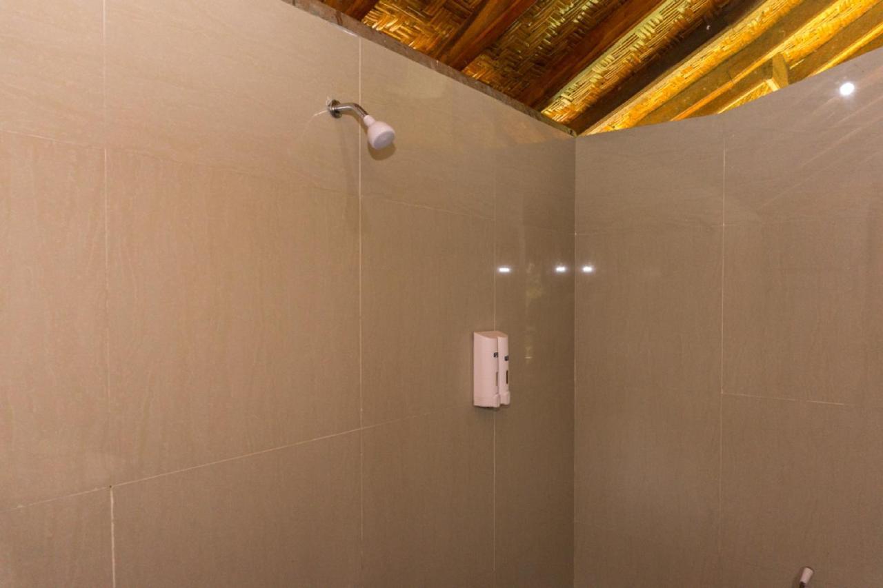 Reddoorz @ Tambolaka Sumba Hotel Lokokaki Ngoại thất bức ảnh