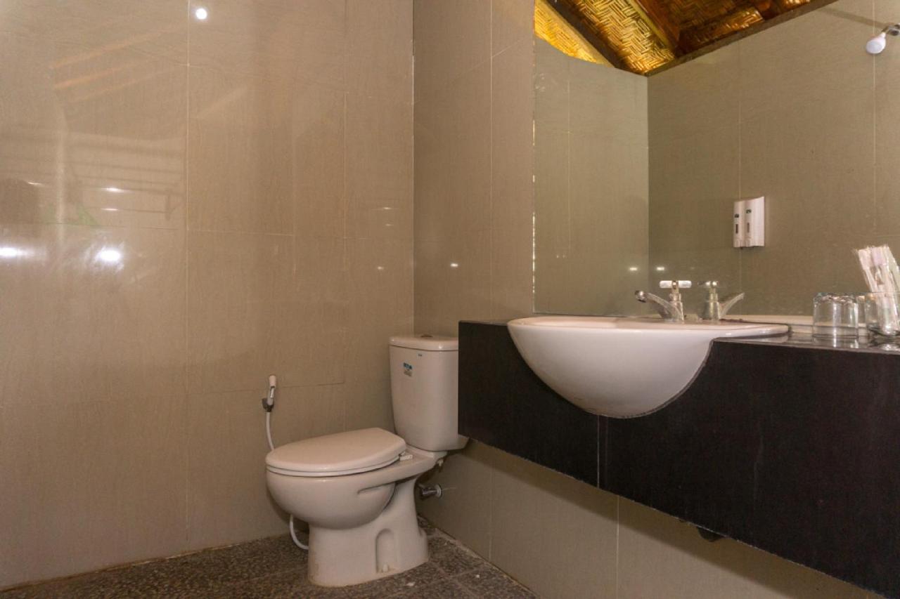 Reddoorz @ Tambolaka Sumba Hotel Lokokaki Ngoại thất bức ảnh
